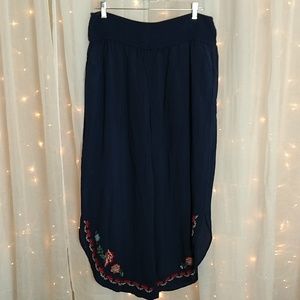 Xhilaration Palazzo Pants Cropped size Large